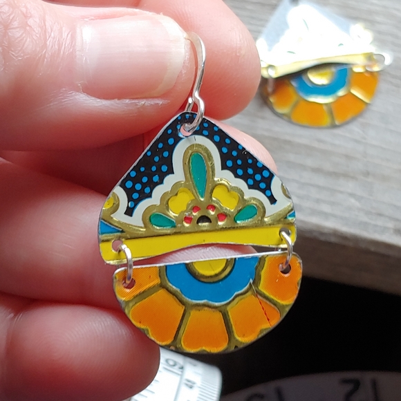 issabeau jewelry Jewelry - SALE🌱 Taj Mahal & Orange Flowers 💐